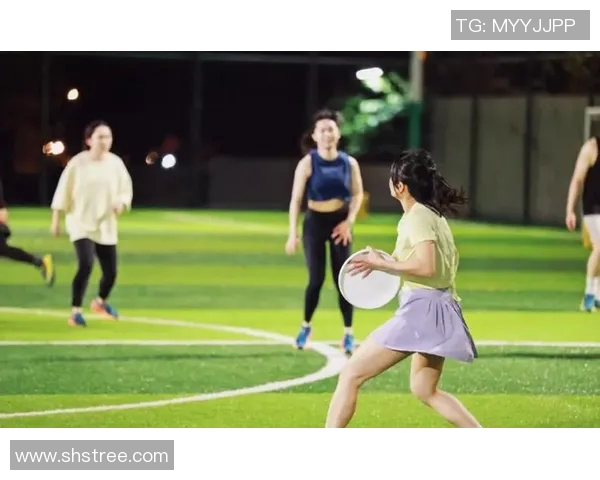 飞盘深度解析南京飞盘队的战术转换与团队协作之道