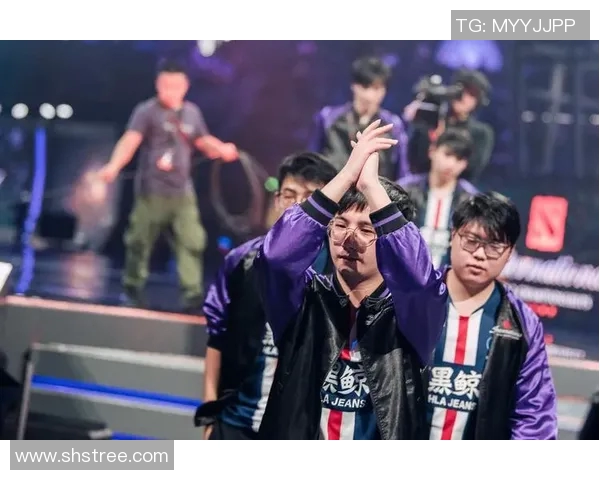 LNG战队在DOTA2比赛中的节奏掌控与失误分析